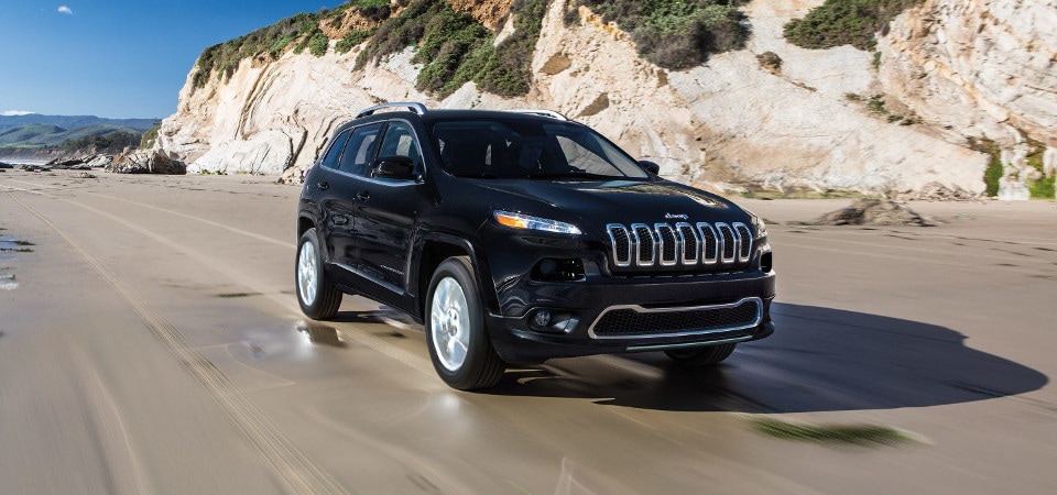 2018 jeep cherokee latitude vs limited test drive