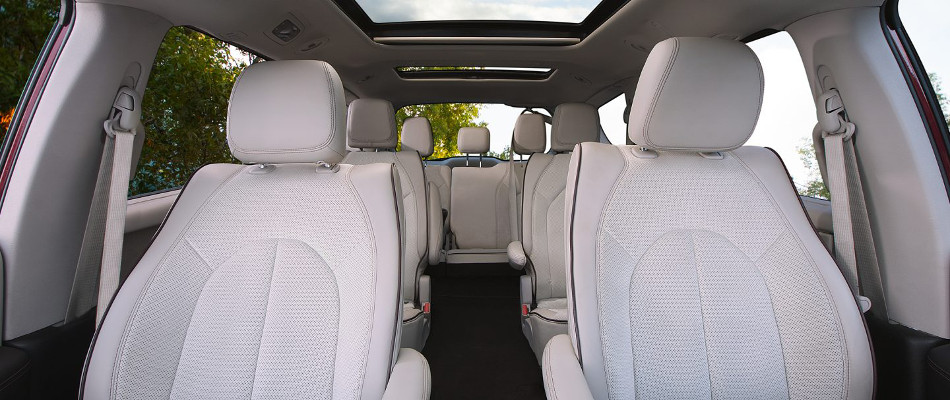 2017 Chrysler Pacifica Interior Storage