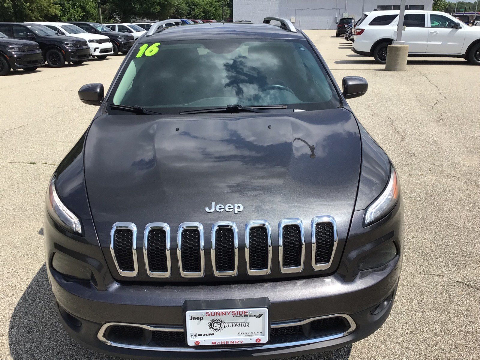 Used 2016 Jeep Cherokee Limited with VIN 1C4PJMDB7GW348383 for sale in McHenry, IL
