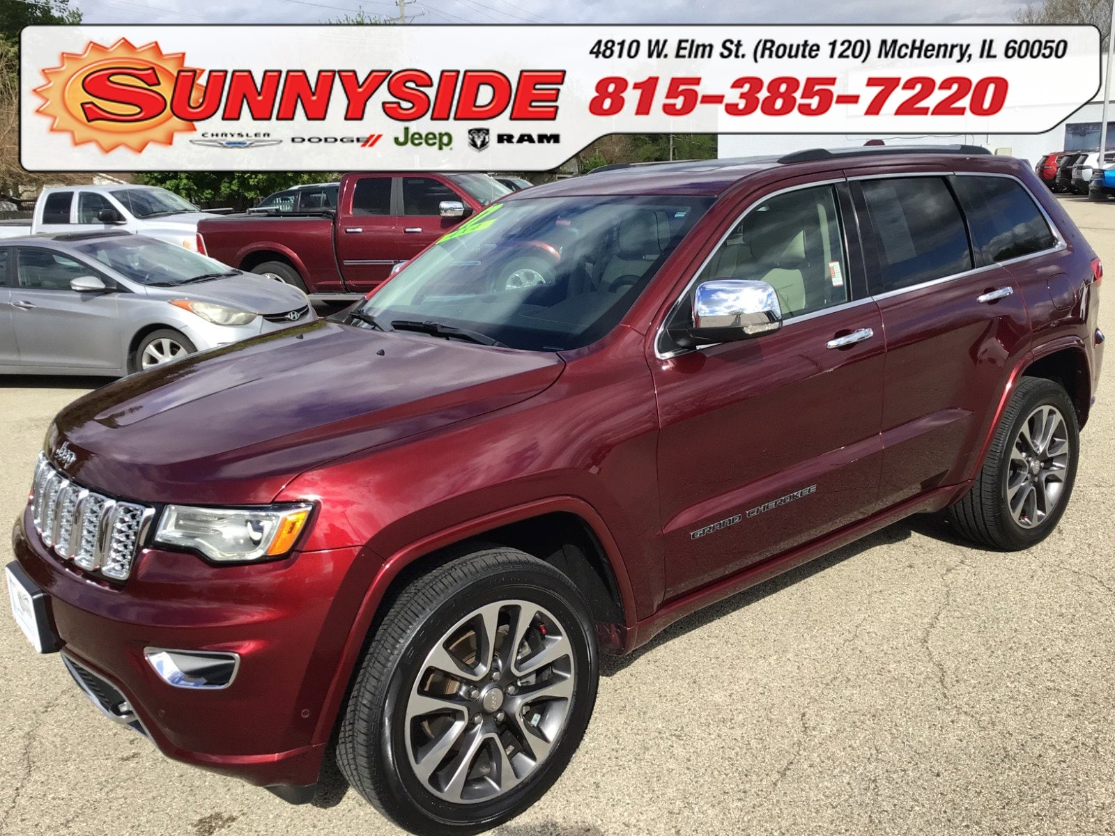 2017 Jeep Grand Cherokee Overland 4WD's photo