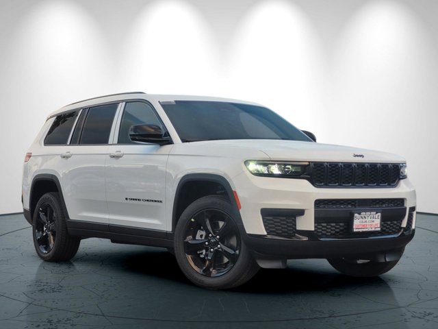2025 Jeep Grand Cherokee Altitude X photo 2