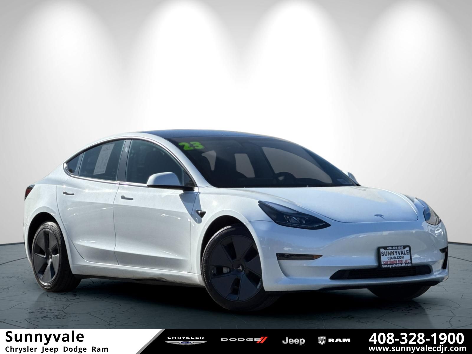 2023 Tesla Model 3 -'s photo