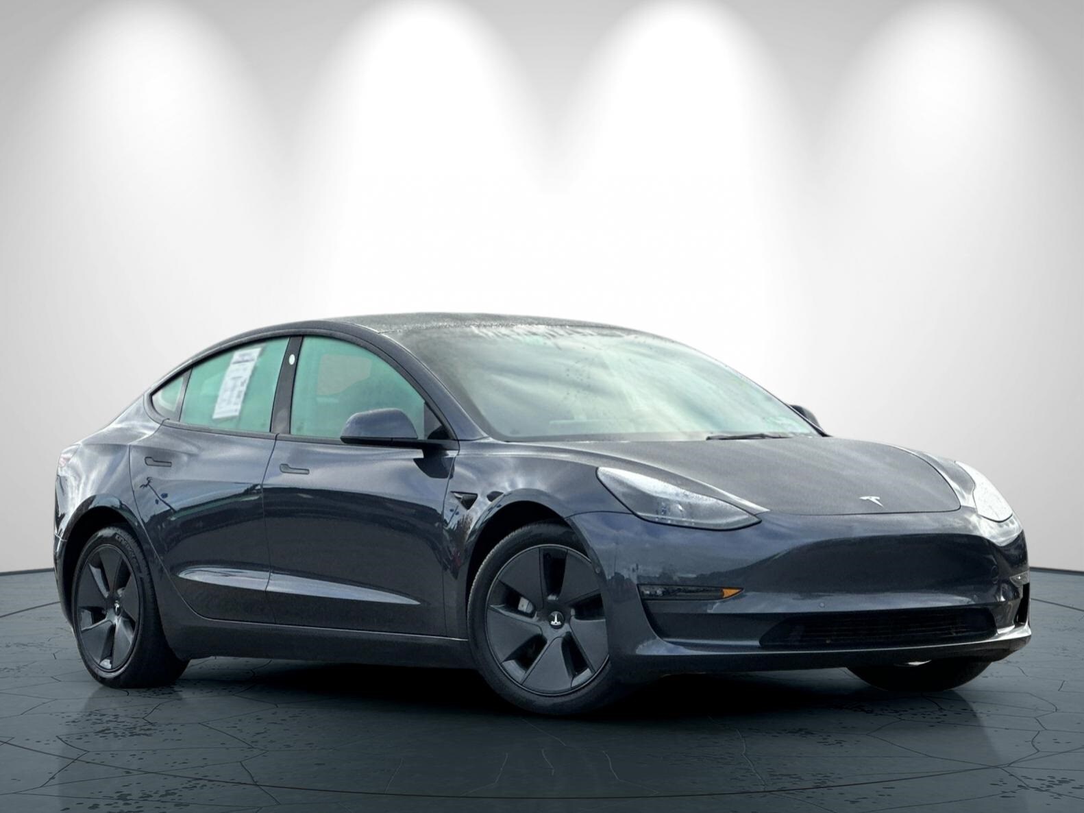 2022 Tesla Model 3 Long Range photo 2