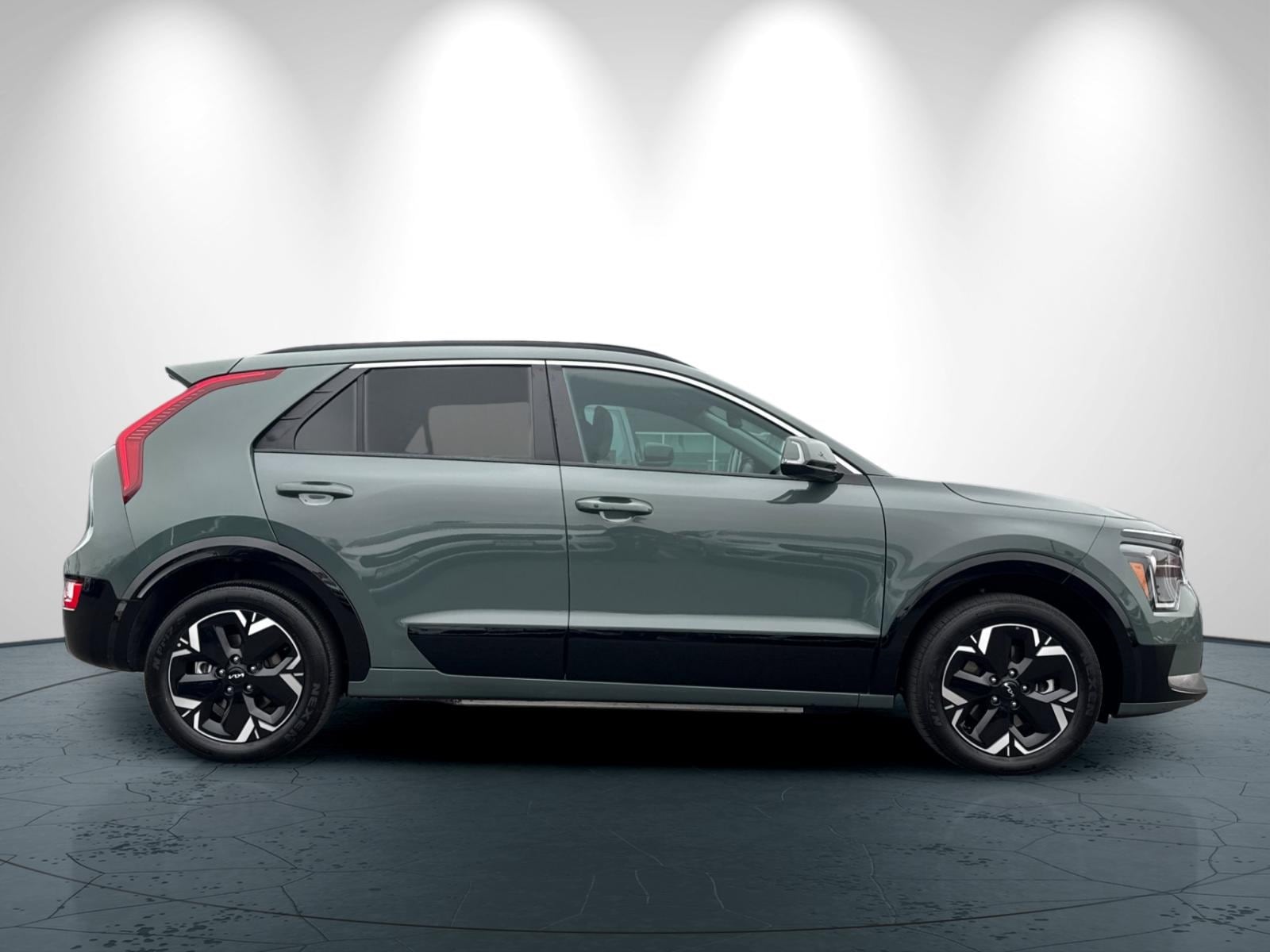 2025 Kia Niro EV Wind photo 2