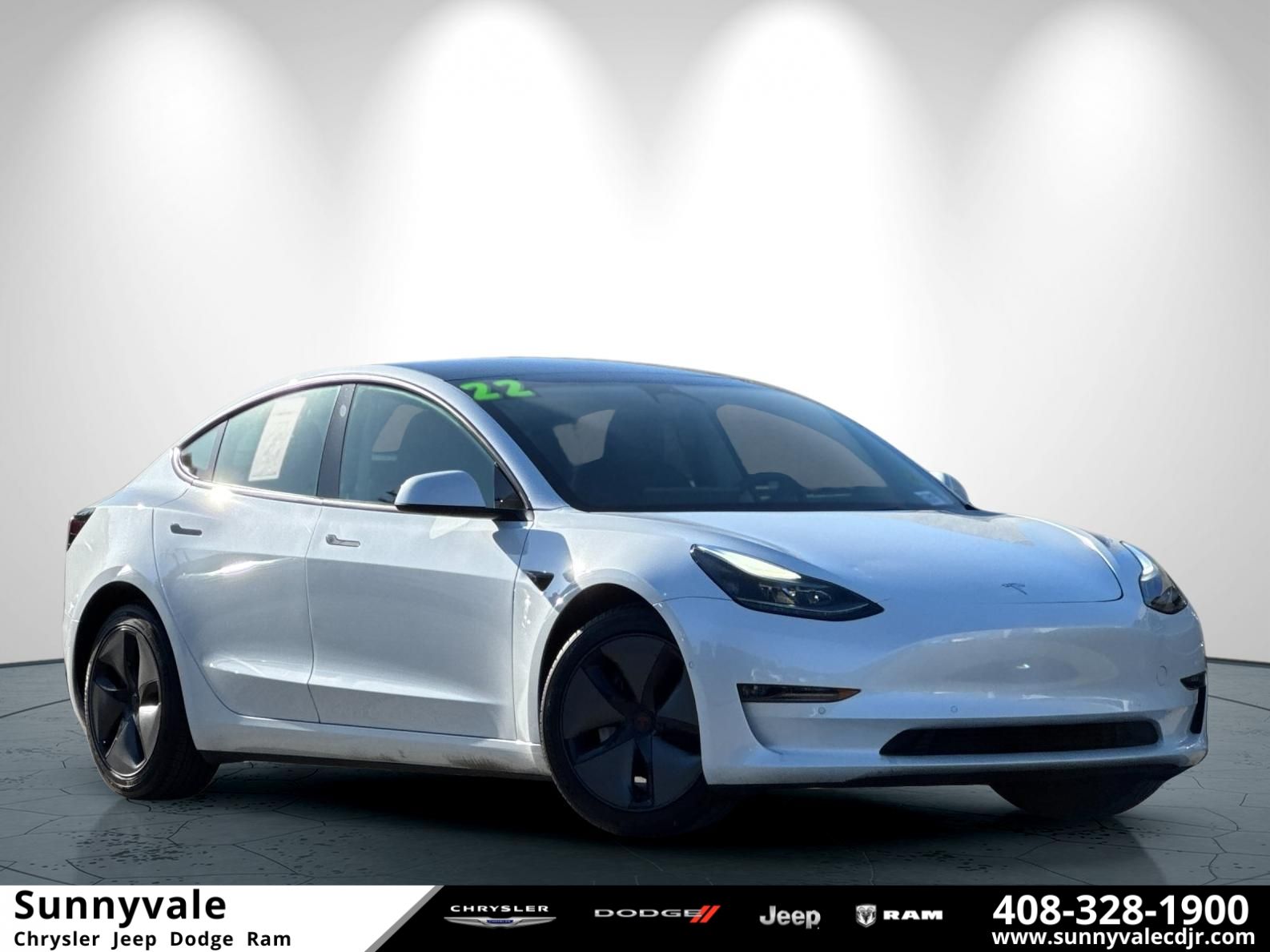 2022 Tesla Model 3 Long Range Dual Motor All-Wheel Drive's photo