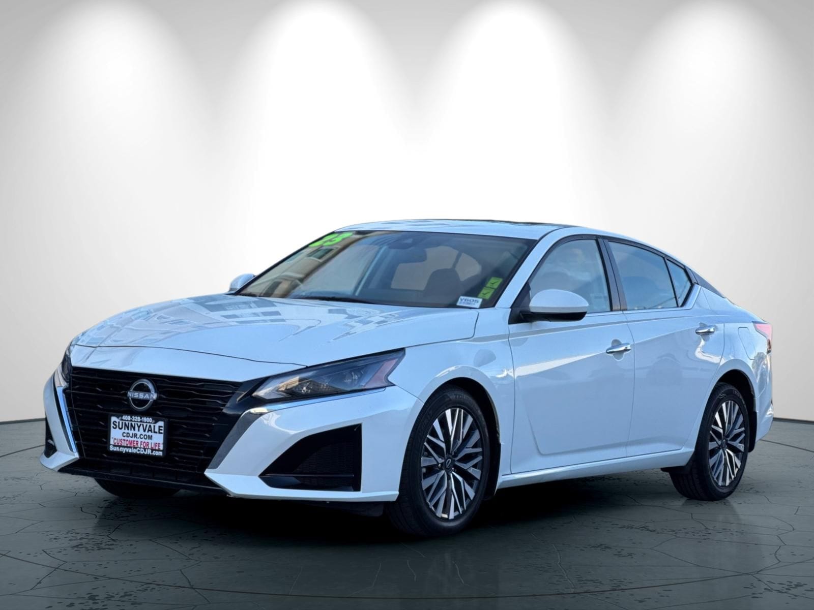 2023 Nissan Altima 2.5 SV photo 3