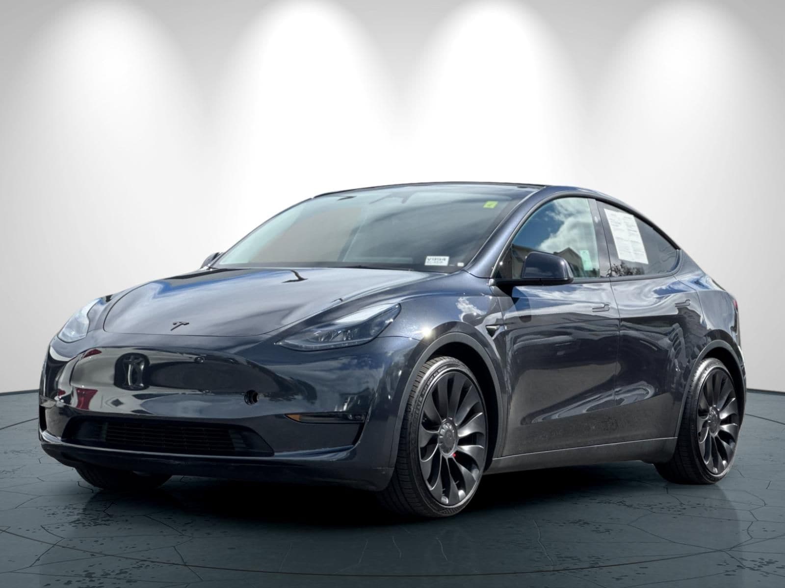 2024 Tesla Model Y Performance photo 3