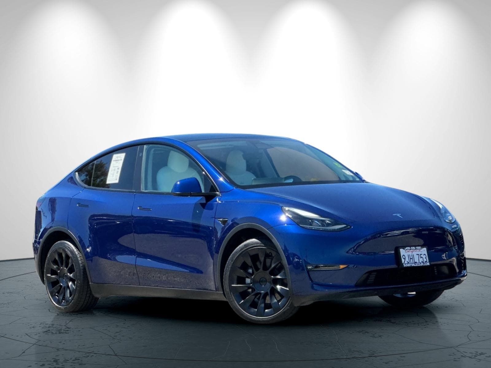 Used 2022 Tesla Model Y Long Range with VIN 7SAYGDEE5NF553698 for sale in Sunnyvale, CA