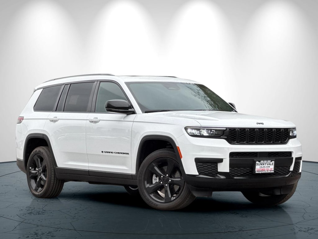 New 2025 Jeep Grand Cherokee L ALTITUDE X 4X4 Sport Utility
