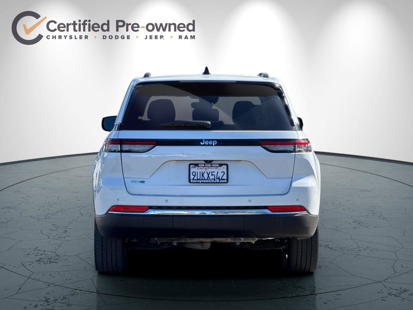 2022 Jeep Grand Cherokee 4xe photo 4