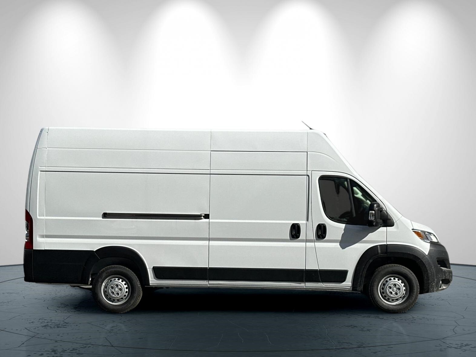 2026 Ram ProMaster 3500 photo 3