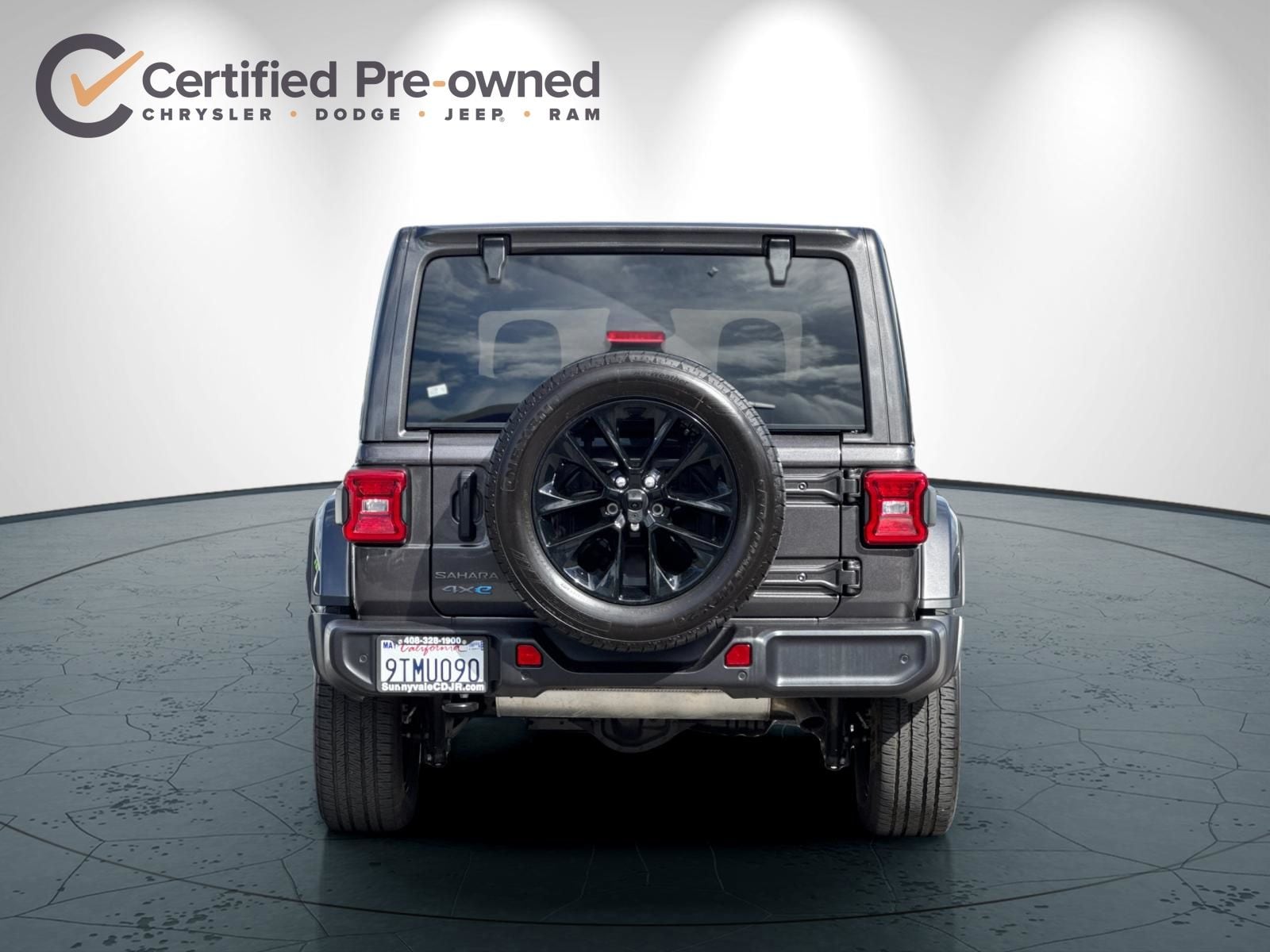 2025 Jeep Wrangler Sahara 4xe photo 4