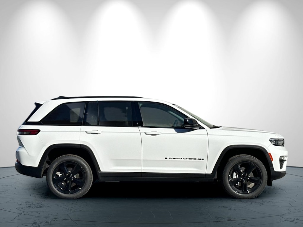 New 2025 Jeep Grand Cherokee LIMITED 4X4 Sport Utility