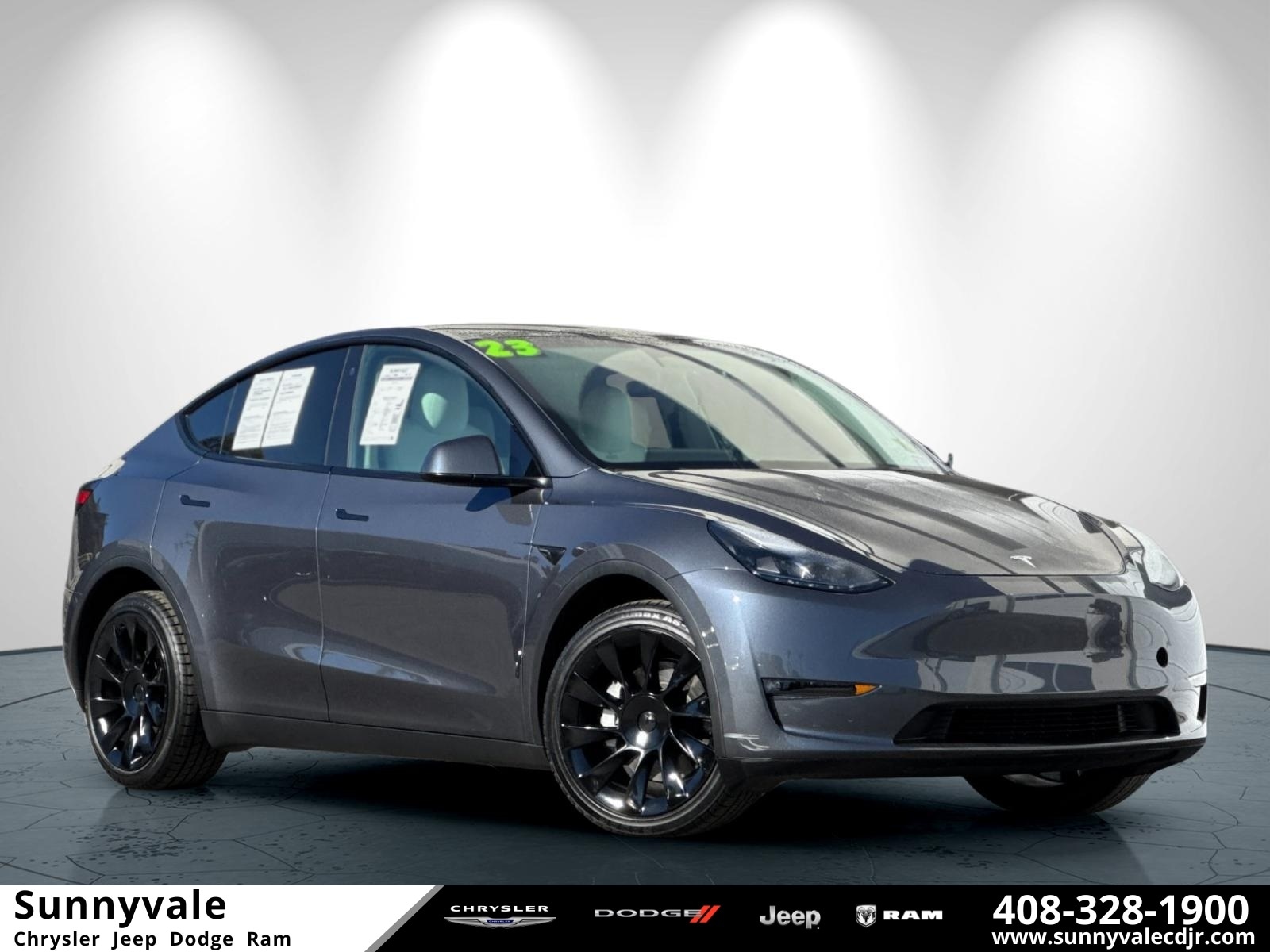 2023 Tesla Model Y Long Range's photo