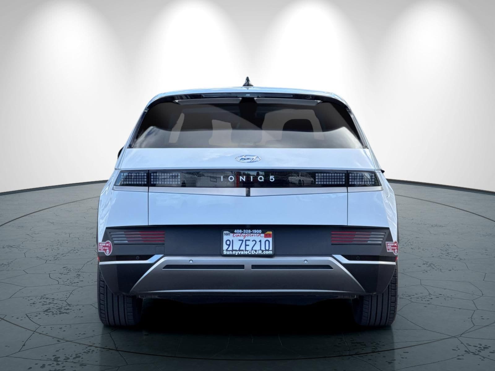 2024 Hyundai IONIQ 5 SEL photo 4