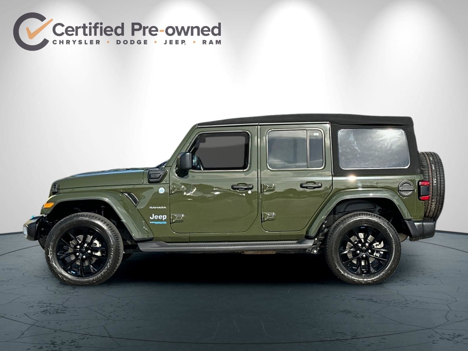 2022 Jeep Wrangler Unlimited Sahara 4xe photo 6