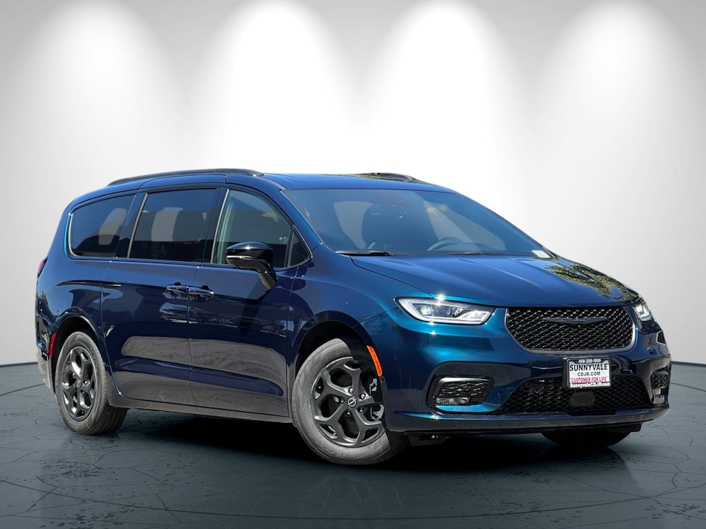 New 2025 Chrysler Pacifica Hybrid PACIFICA PLUG-IN HYBRID S APPEARANCE Passenger Van