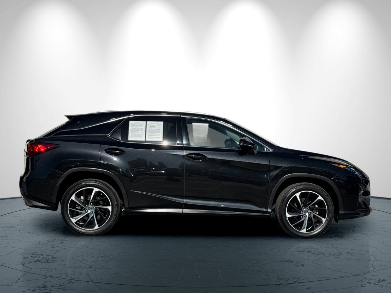 2019 Lexus RX 350 photo 2