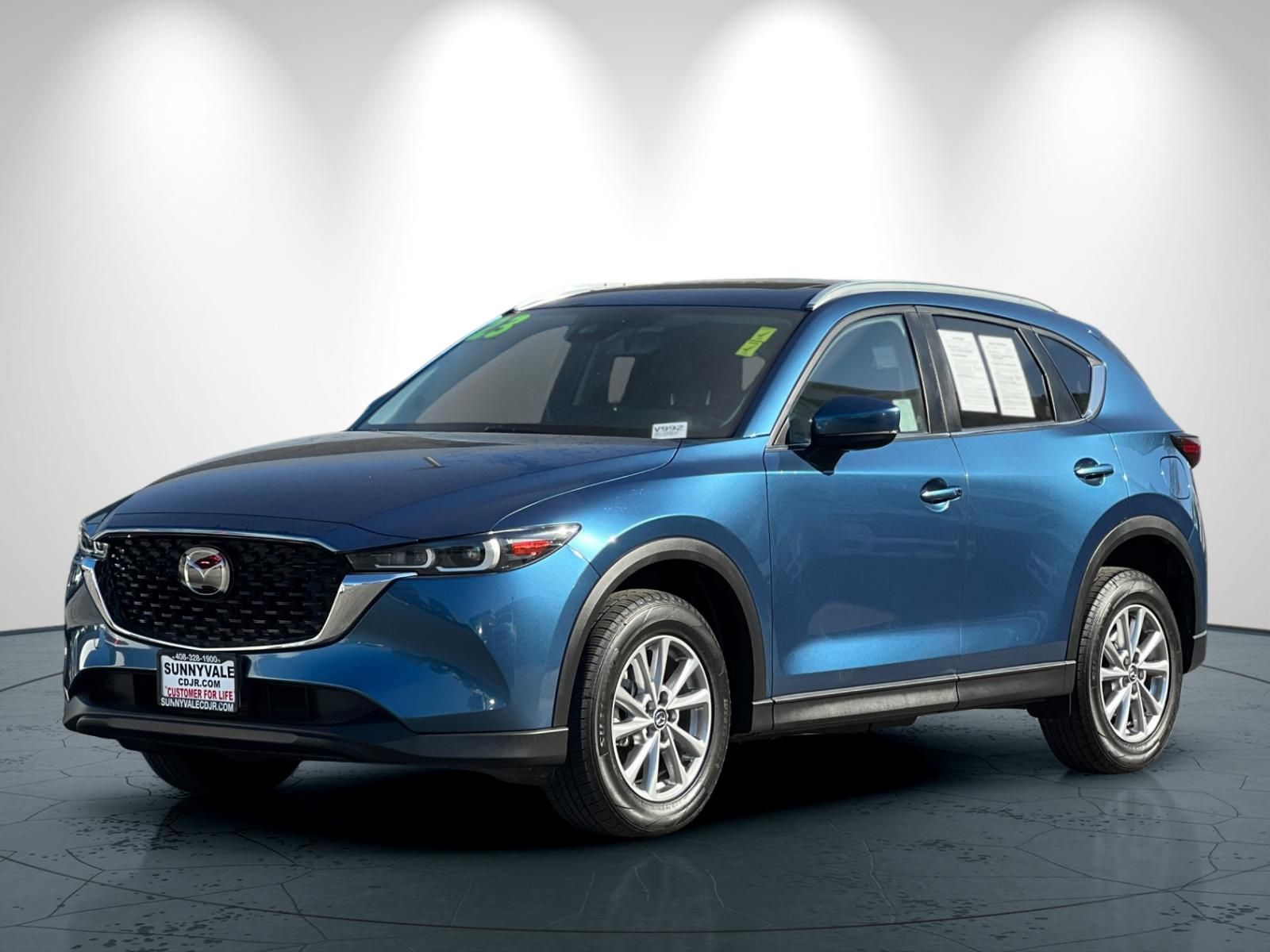 2023 Mazda CX-5 2.5 S Preferred Package photo 3