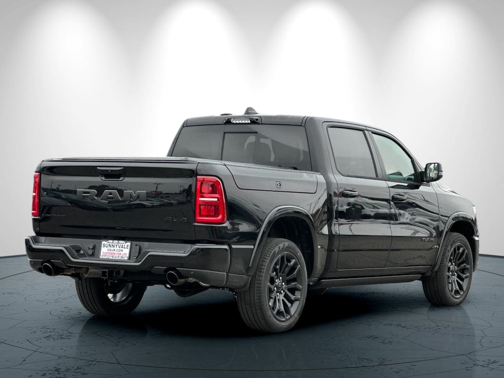 New 2026 Ram 1500 LIMITED CREW CAB 4X4 5'7 BOX Pickup