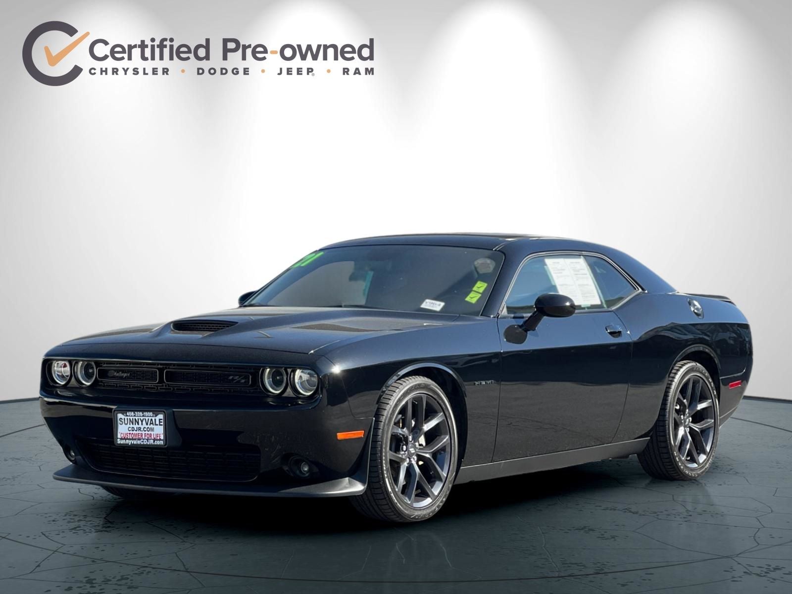 2021 Dodge Challenger R/T photo 3