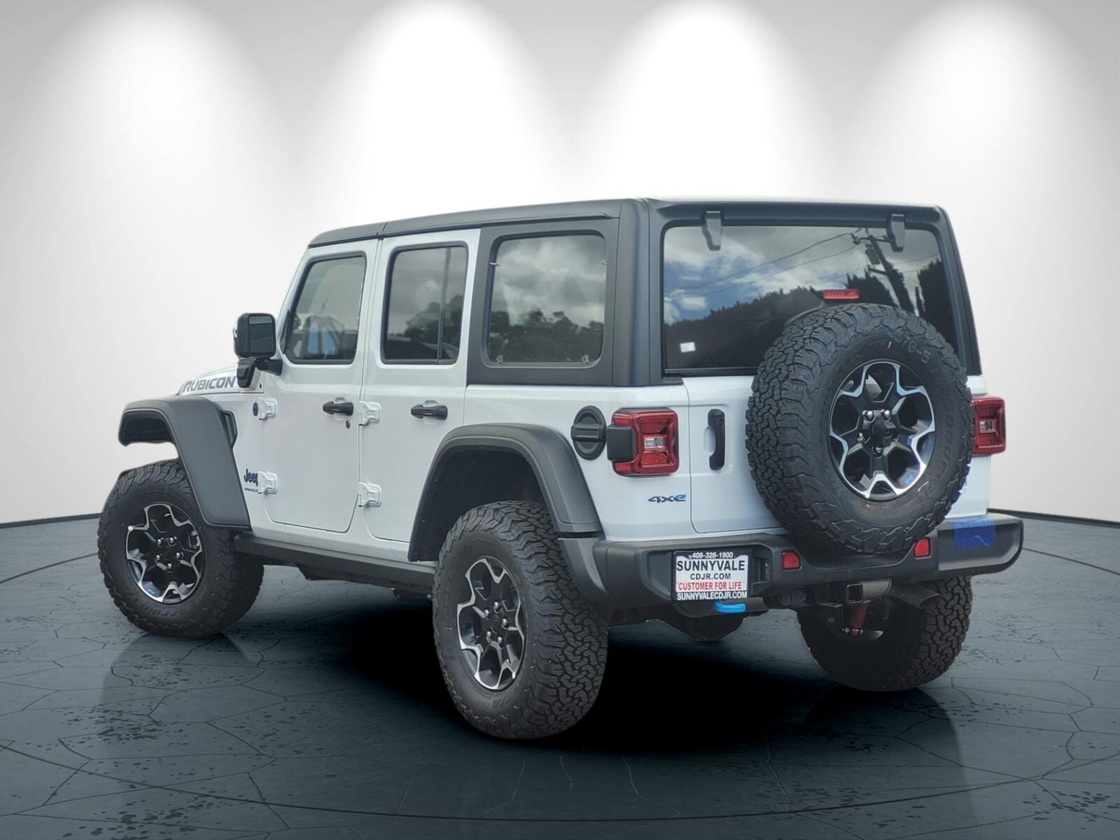 2023 Jeep Wrangler 4xe Rubicon Sport photo 3