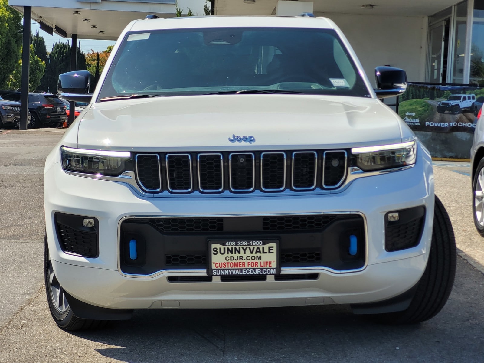 Used 2022 Jeep Grand Cherokee Overland 4xe with VIN 1C4RJYD69N8764794 for sale in Sunnyvale, CA