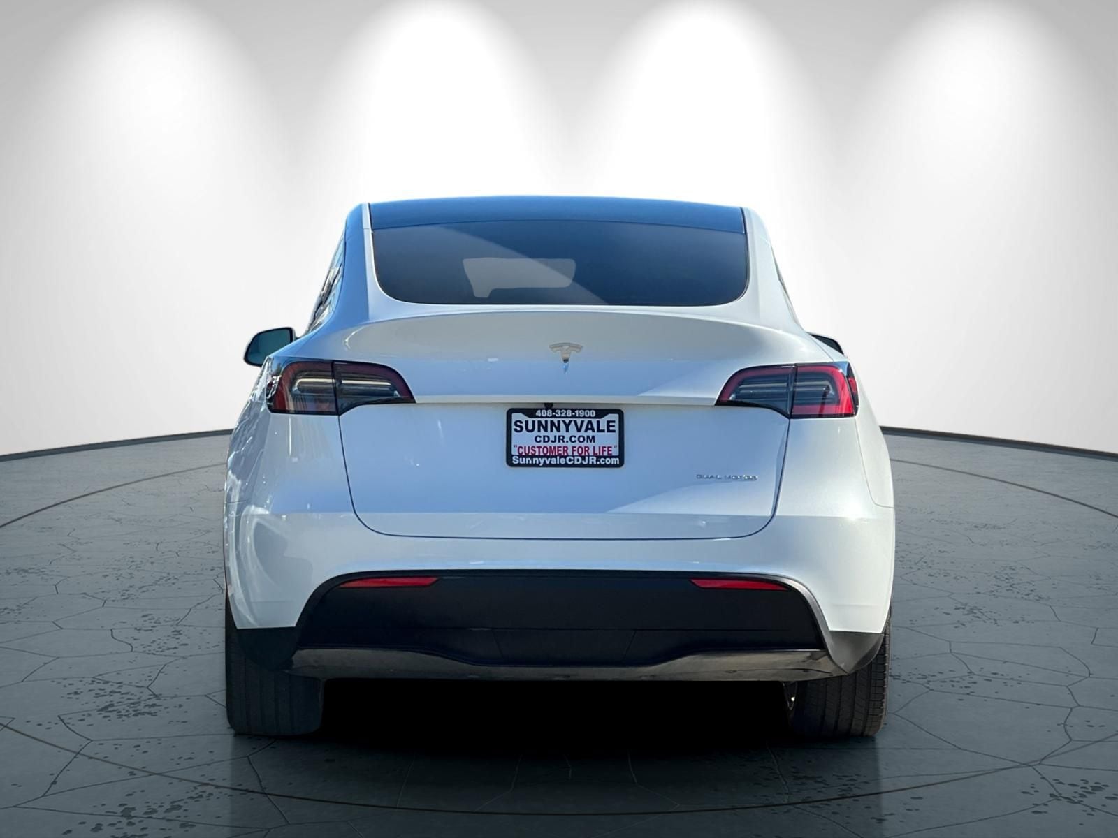 2023 Tesla Model Y Long Range photo 4