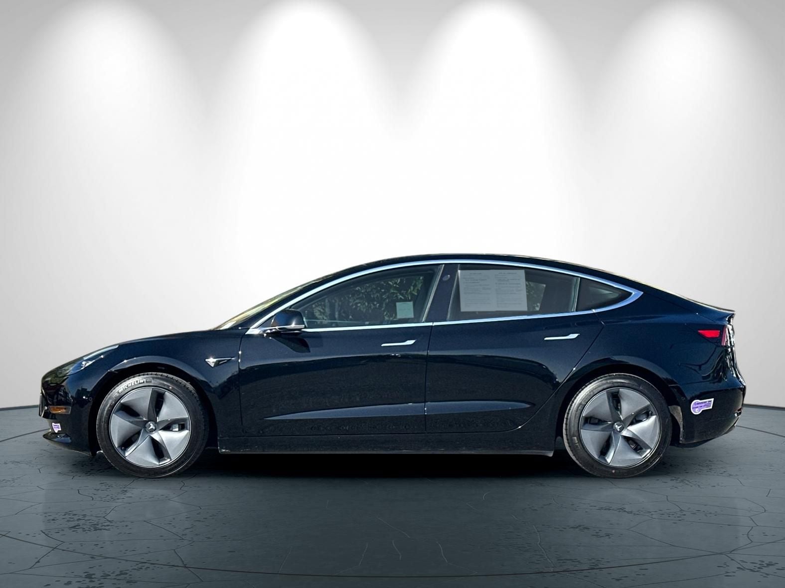 2019 Tesla Model 3 Standard Range Plus photo 6