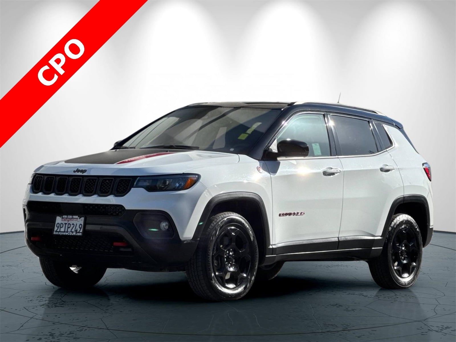 2023 Jeep Compass Trailhawk's photo
