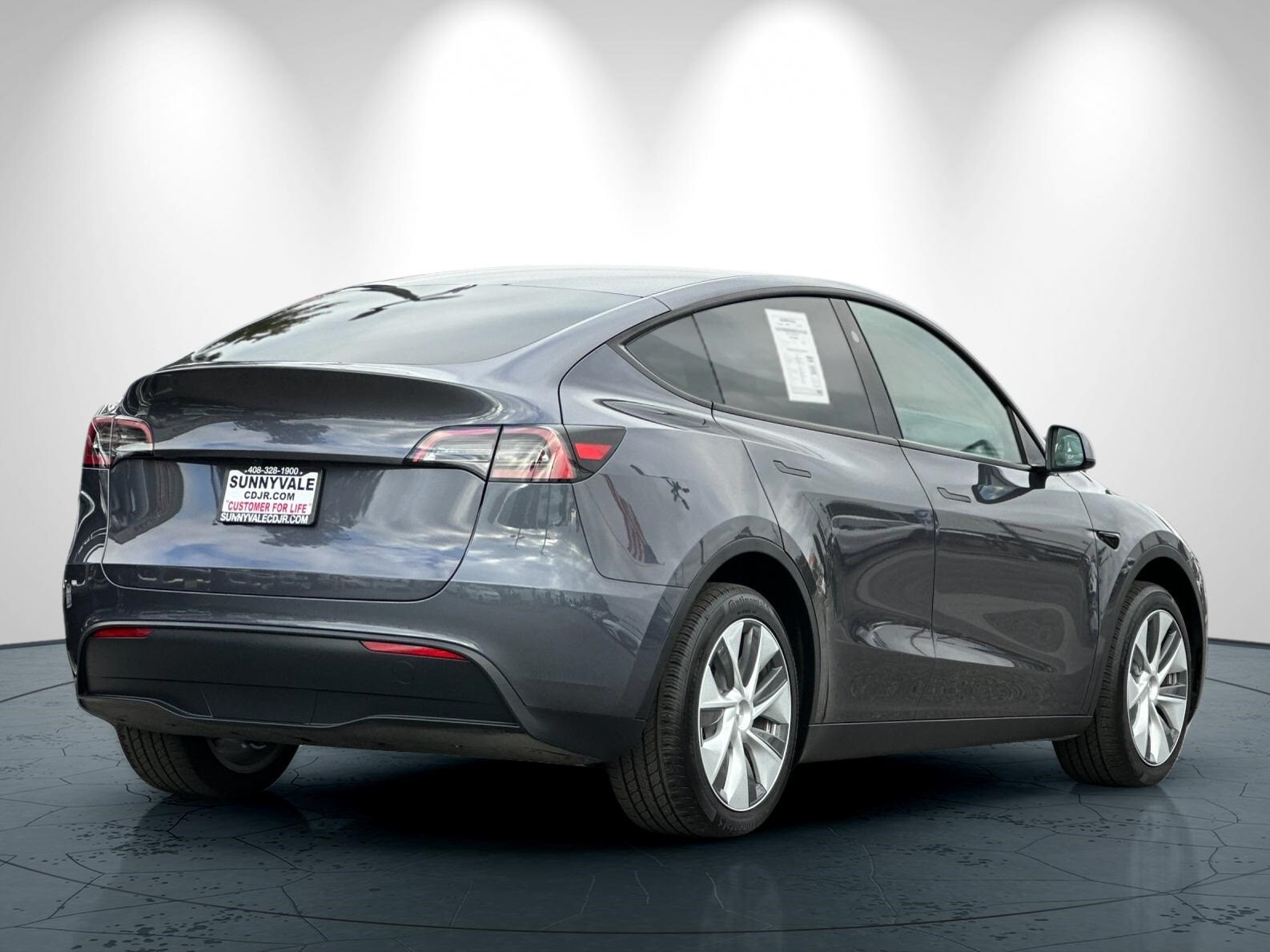 2023 Tesla Model Y Long Range photo 4