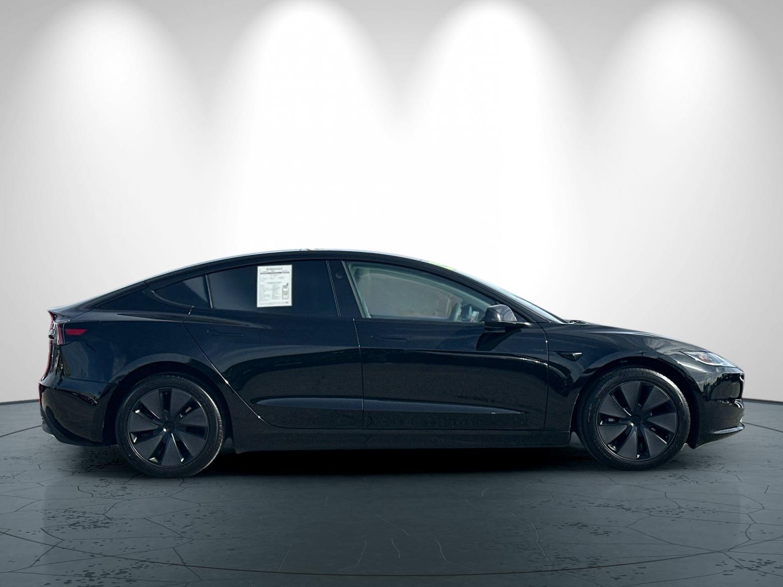 2025 Tesla Model 3 Long Range photo 2