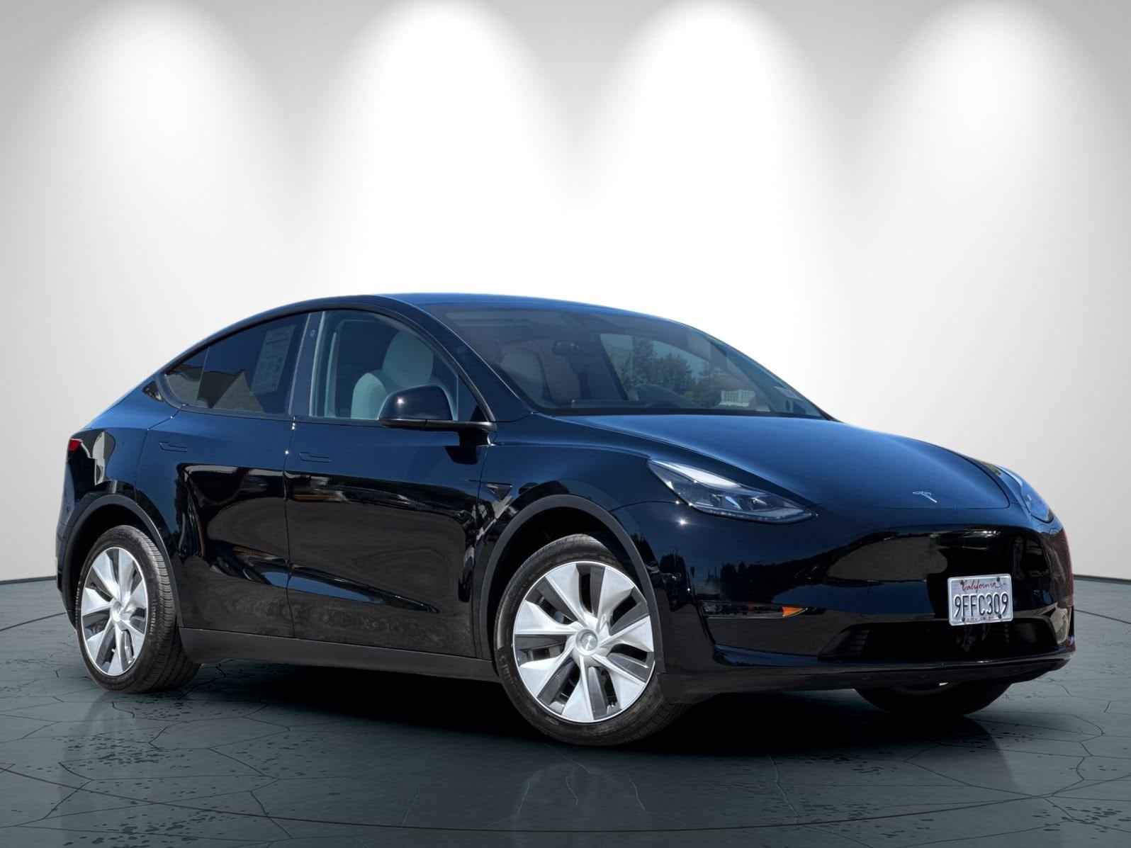Used 2023 Tesla Model Y Long Range with VIN 7SAYGDEE6PF636754 for sale in Sunnyvale, CA