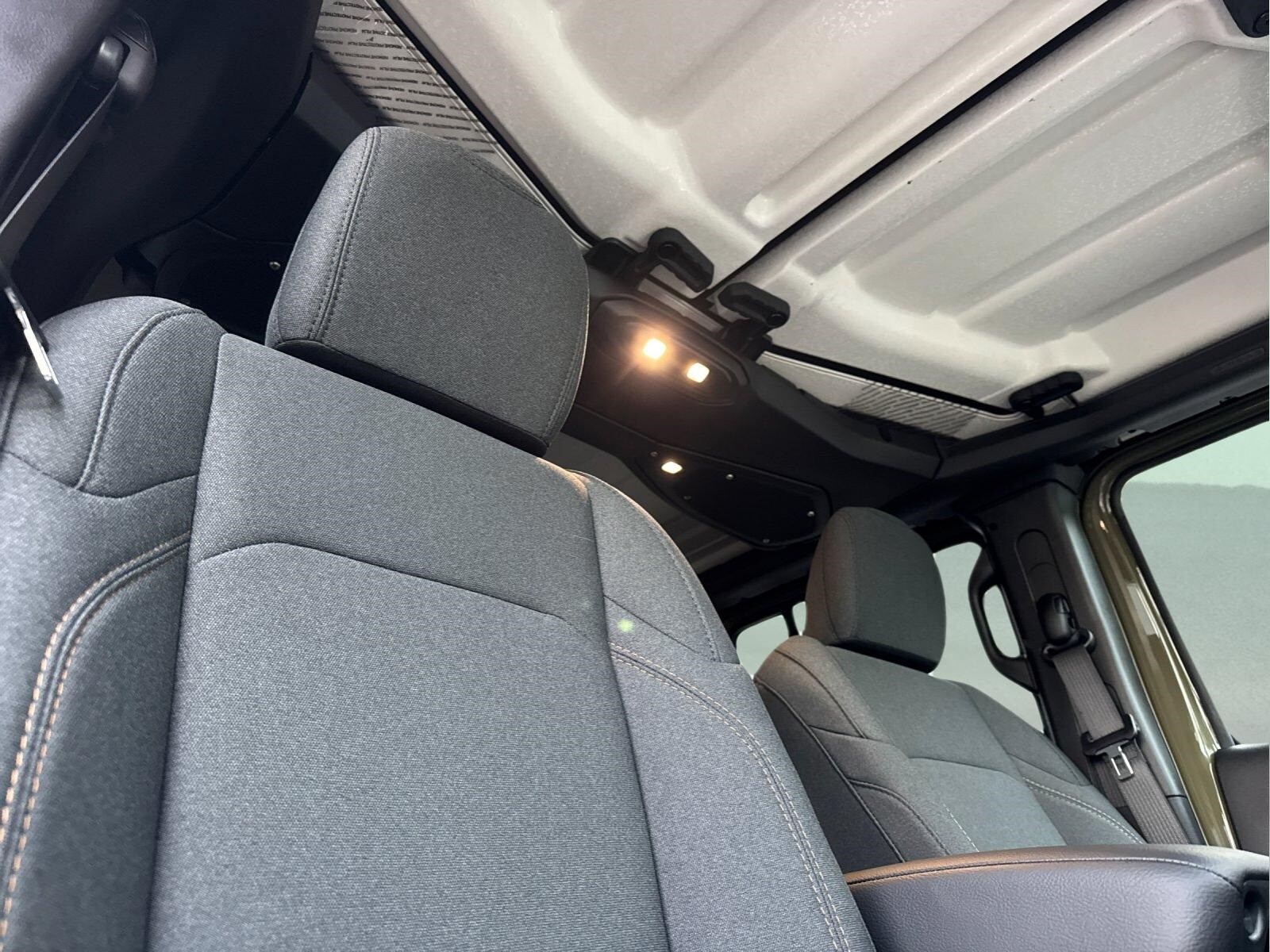 2026 Jeep Wrangler 4-Door Willys - Photo 17