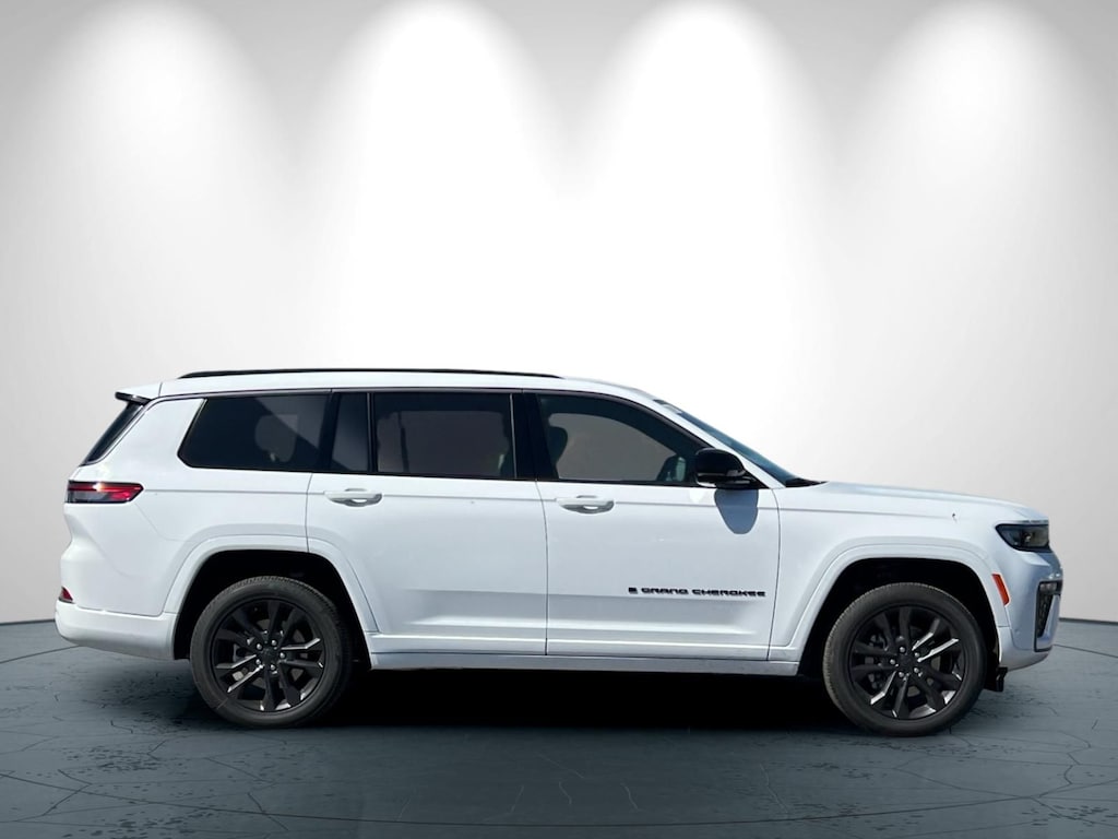 New 2026 Jeep Grand Cherokee L LIMITED RESERVE 4X4 Sport Utility