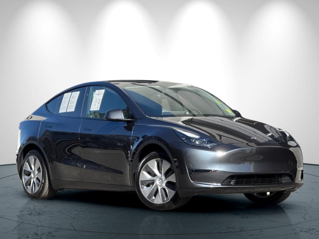 Used 2024 Tesla Model Y Long Range SUV