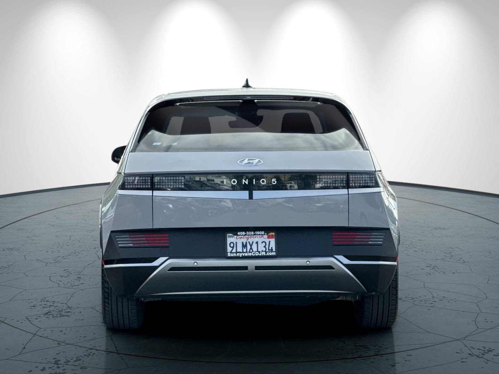 2024 Hyundai IONIQ 5 SEL photo 4