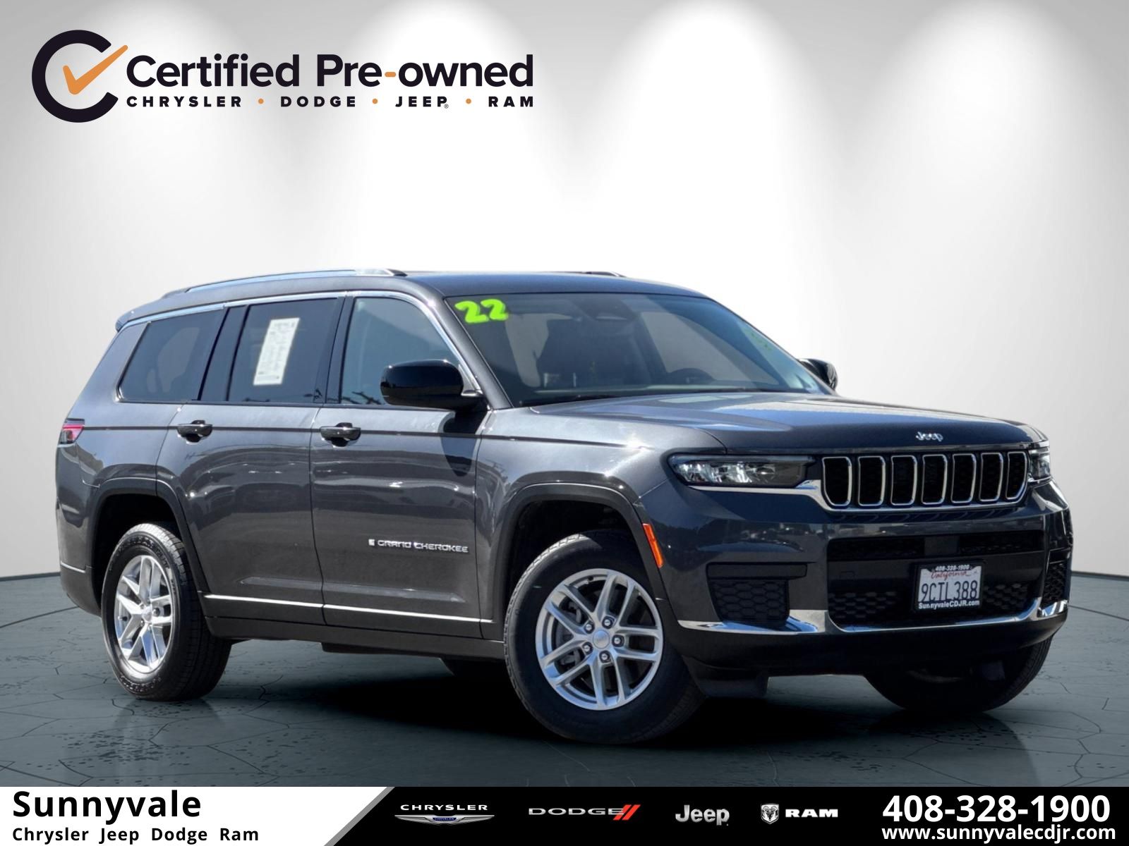 2022 Jeep Grand Cherokee L Laredo 4x4's photo