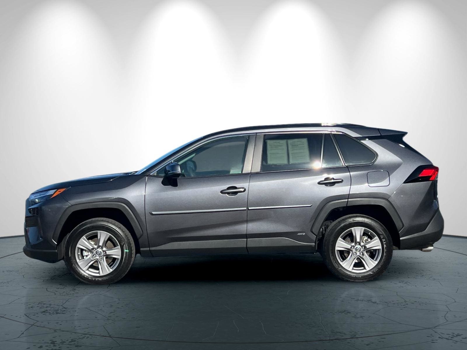 2023 Toyota RAV4 Hybrid LE photo 6