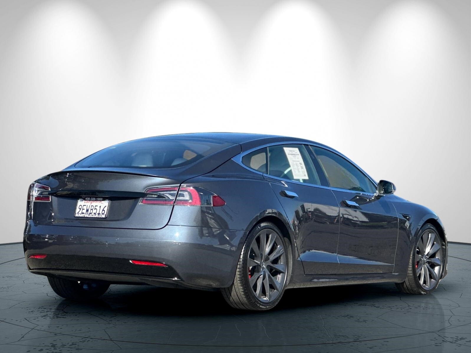 2020 Tesla Model S Performance photo 4