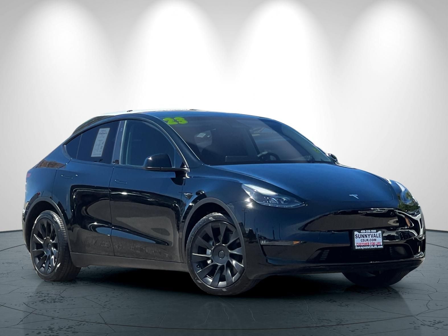Used 2023 Tesla Model Y Long Range with VIN 7SAYGDEE8PF752568 for sale in Sunnyvale, CA