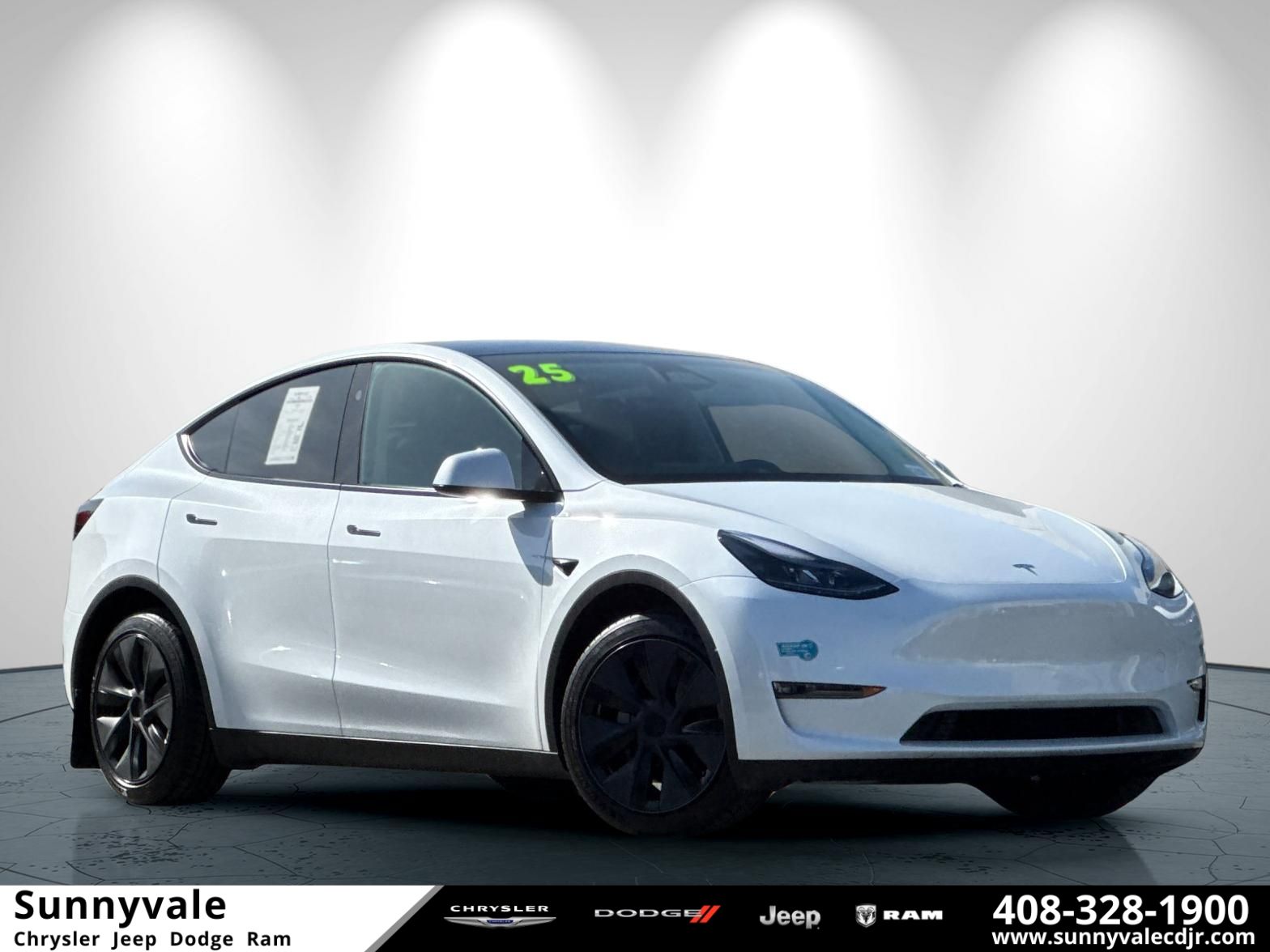 2025 Tesla Model Y Long Range Dual Motor All-Wheel Drive's photo