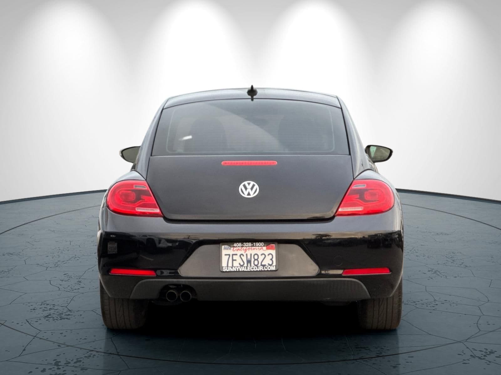 2013 Volkswagen Beetle 2.5L Fender Edition photo 4