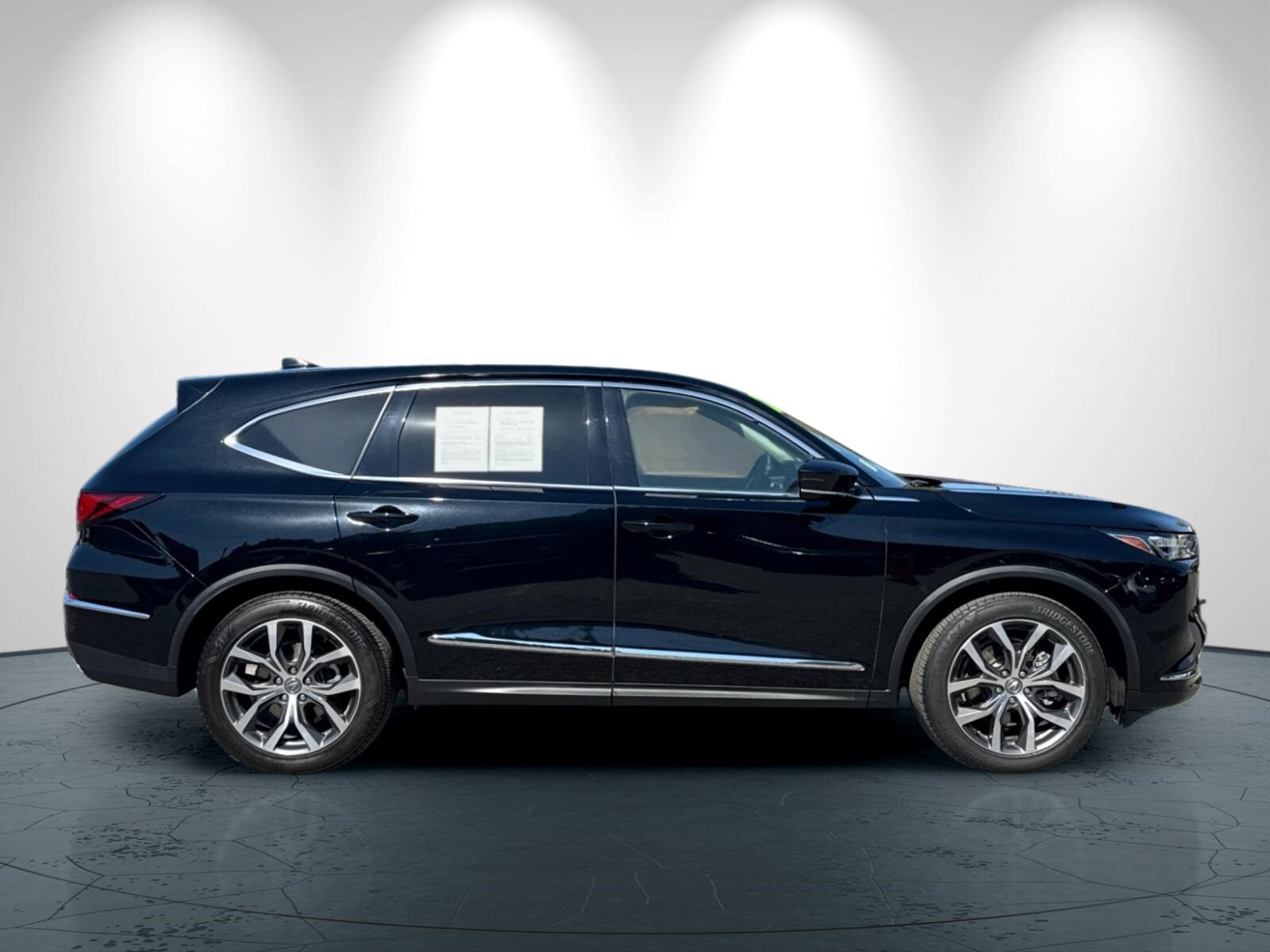 2022 Acura MDX Technology photo 2