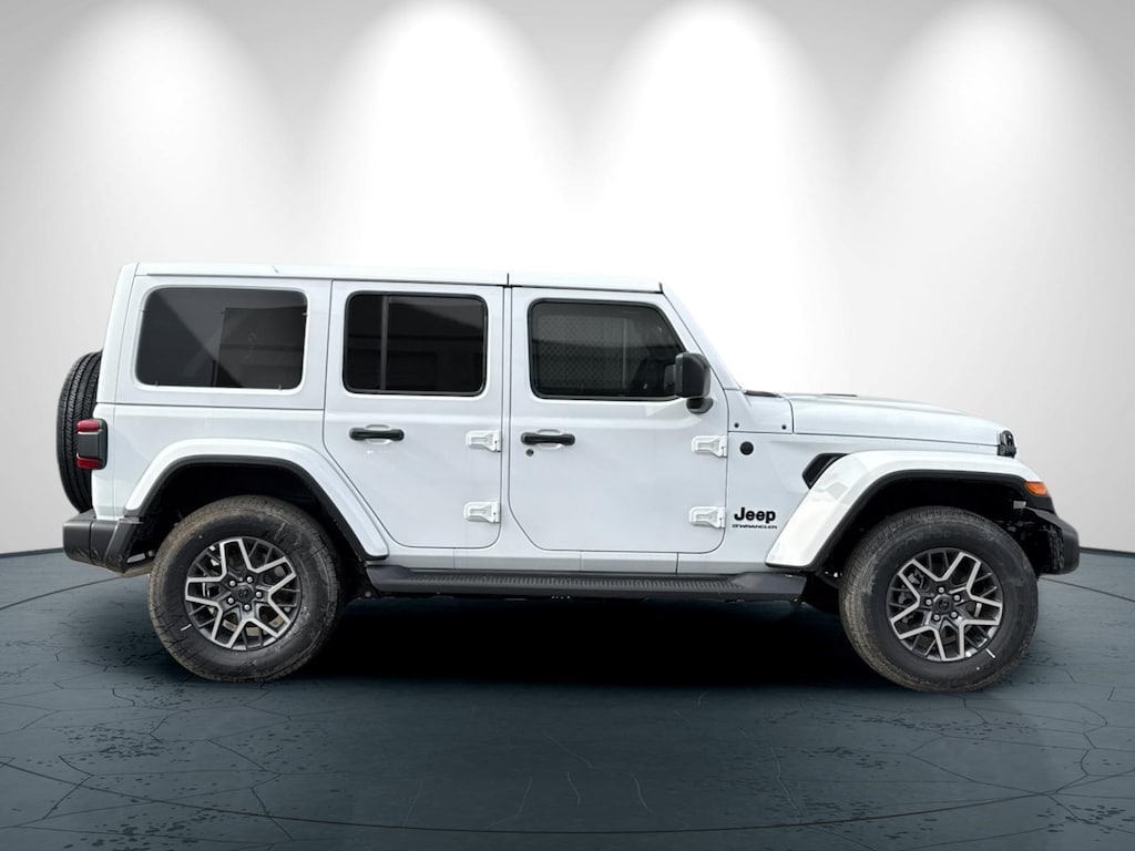 New 2026 Jeep Wrangler 4-DOOR SAHARA Sport Utility