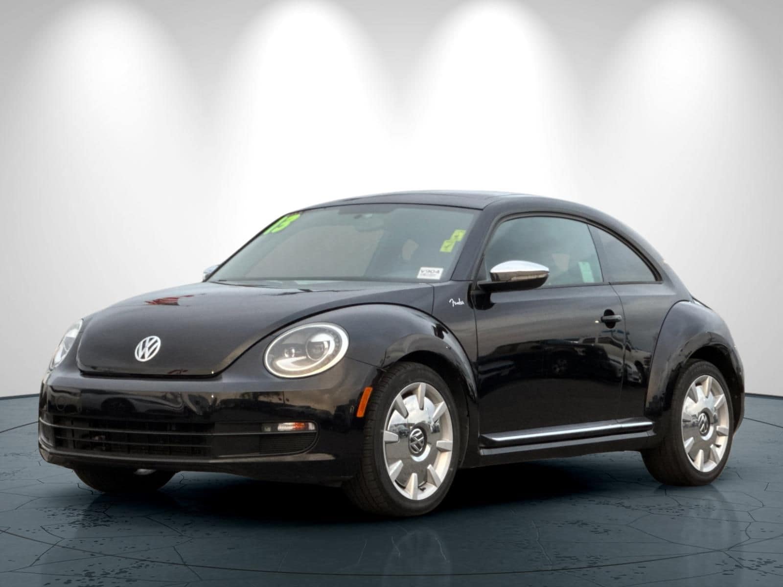 2013 Volkswagen Beetle 2.5L Fender Edition photo 3