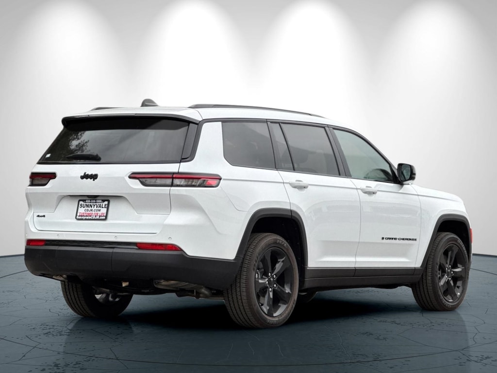 New 2025 Jeep Grand Cherokee L ALTITUDE X 4X4 Sport Utility
