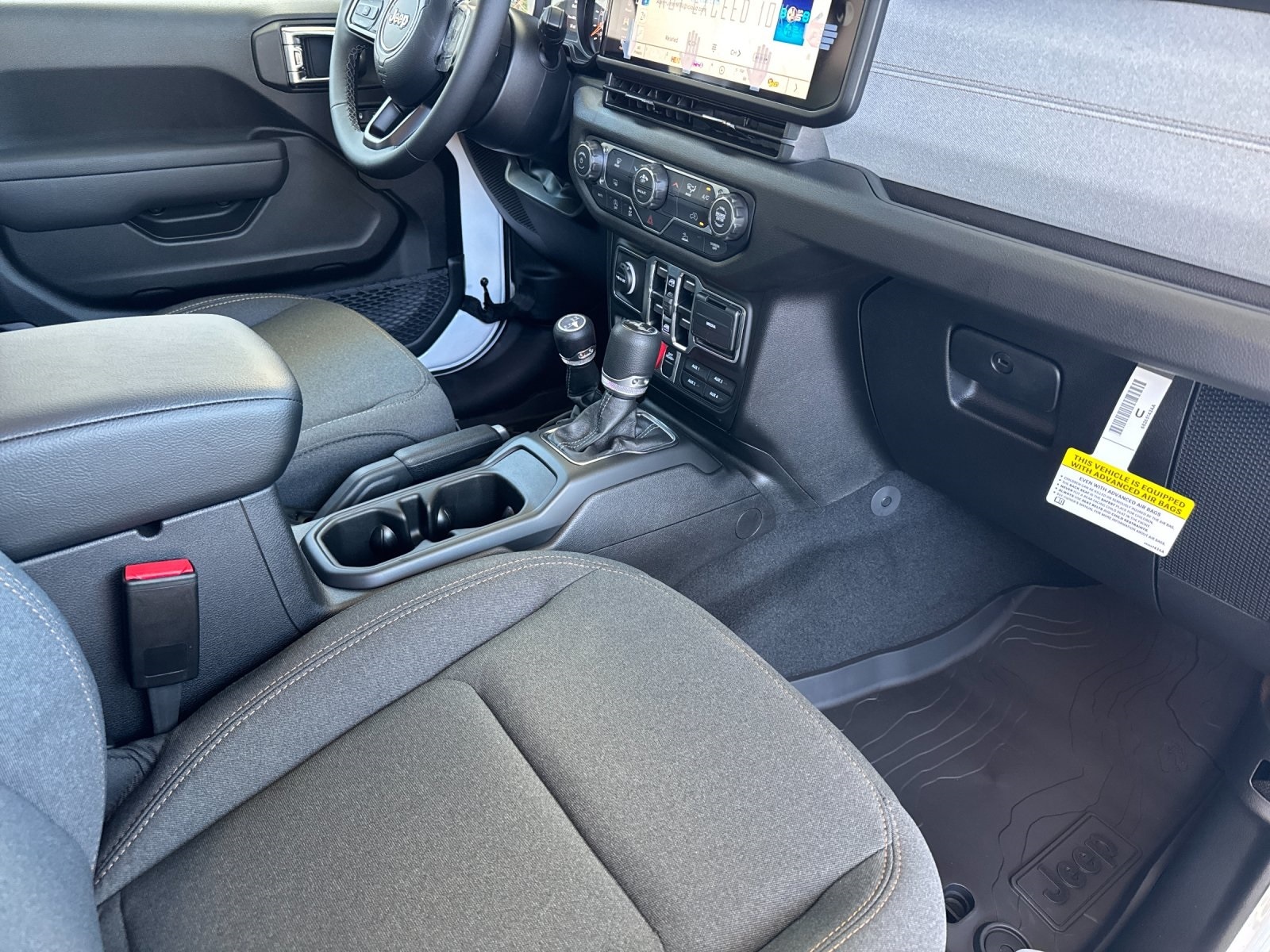 2026 Jeep Wrangler 4-Door Willys - Photo 16