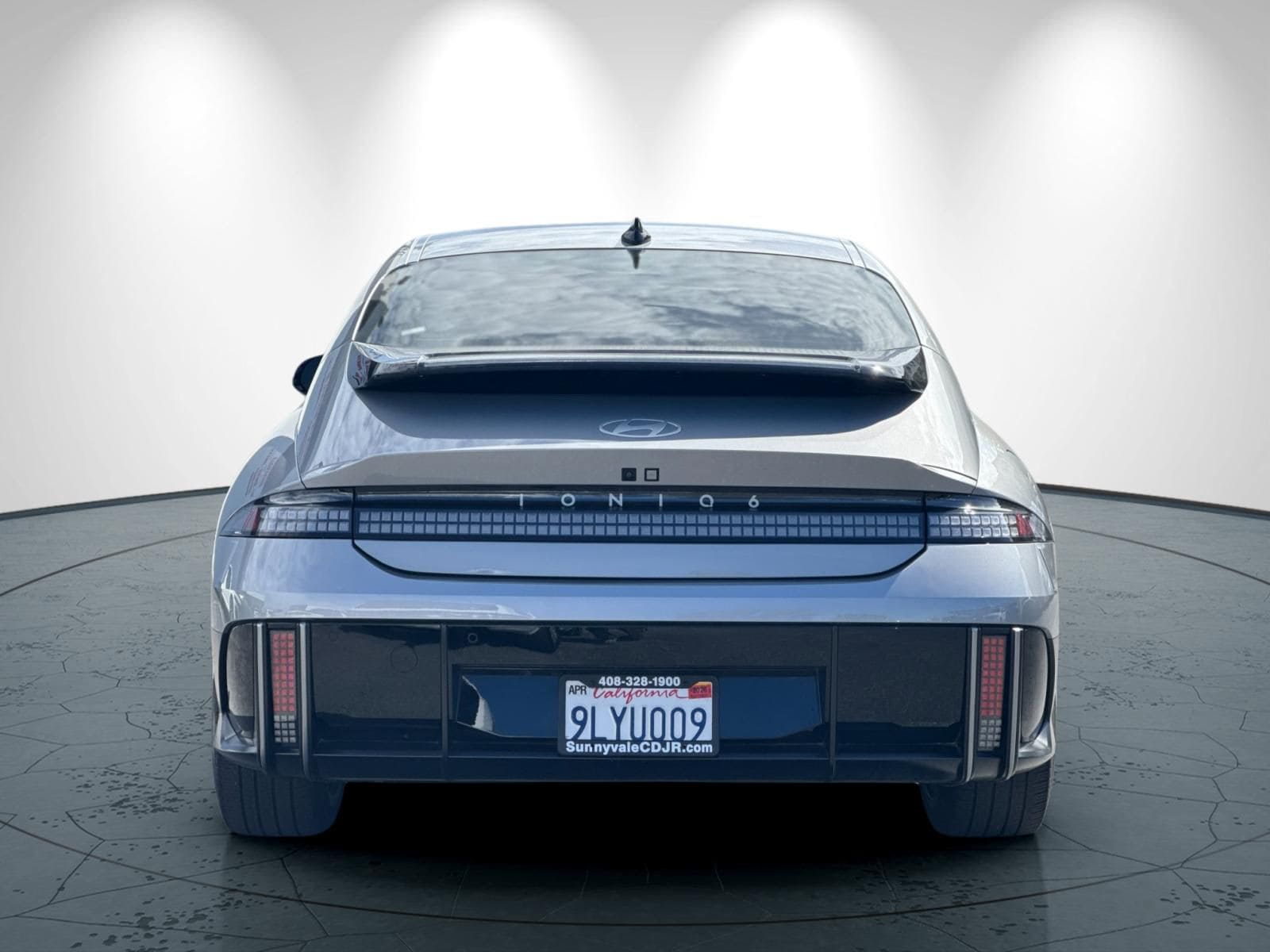 2024 Hyundai IONIQ 6 Limited photo 4