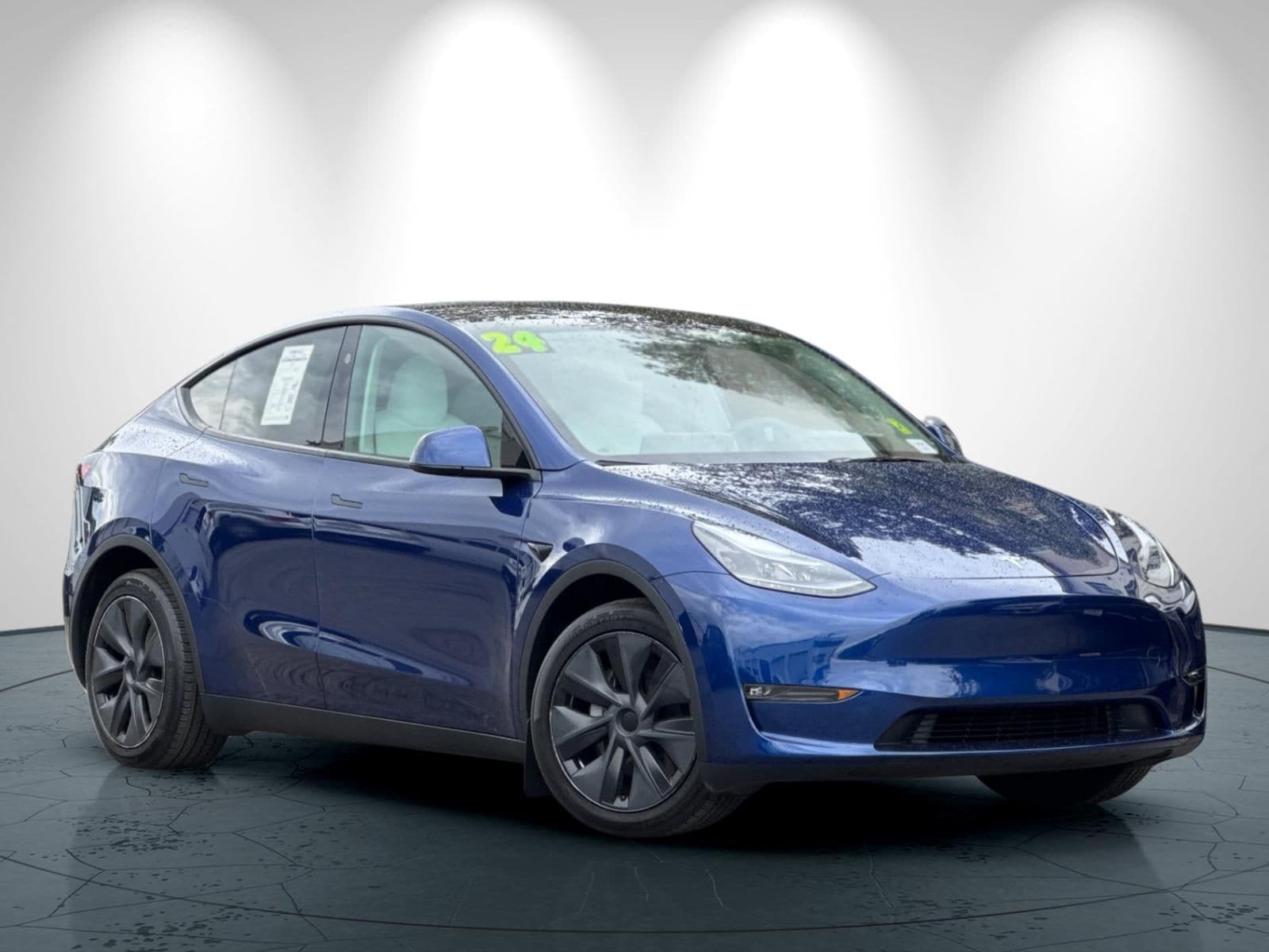 Used 2024 Tesla Model Y Long Range with VIN 7SAYGDEE4RF125434 for sale in Sunnyvale, CA